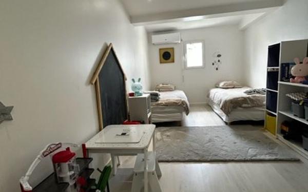 Maison à louer    4 pièces •  Le Gosier