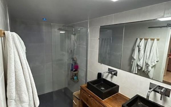 Maison à louer    4 pièces •  Le Gosier