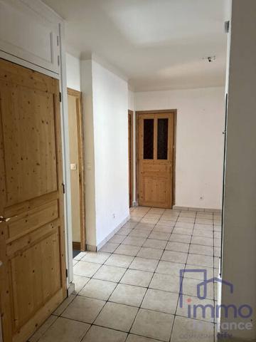 Appartement 5 pièces                                        - 42000 Saint-Étienne Réf : 2843-CIFVFOREZVELAY
