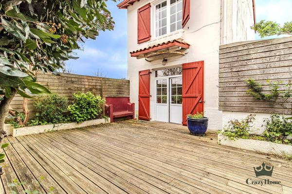 Maison
                                                                                                                                                                                                                                                                                                                        5 pièce(s)                                                                                                                                                                                                          4 chambre(s)                                                                                                                                                                                                          83  m²