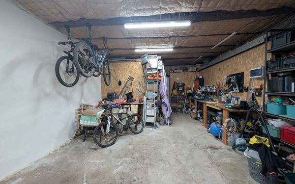 Maison à vendre    4 pièces •  Roujan