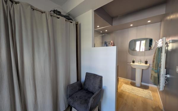 Maison à vendre    4 pièces •  Roujan