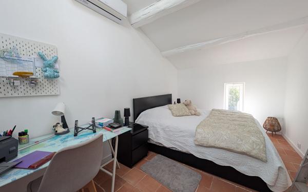 Maison à vendre    4 pièces •  Roujan