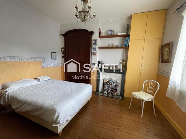 Belle échoppe double de 120m2 barrière du Médoc