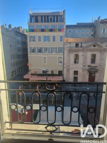 Location appartement 2 pièces 39 m² Marseille 1