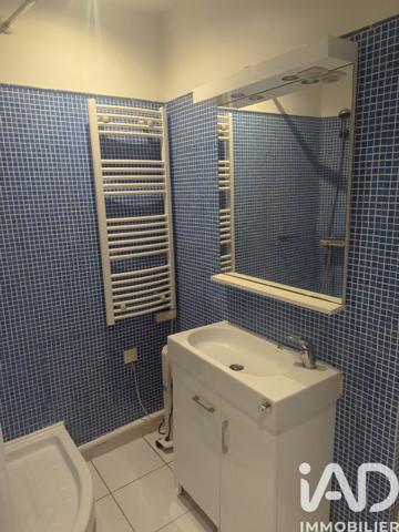 Location appartement 2 pièces 39 m² Marseille 1