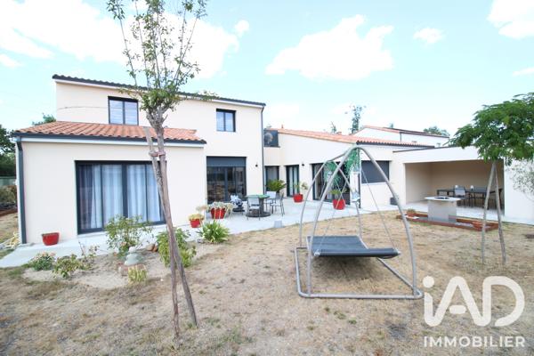 Maison à vendre 8 pièces 211 m² Basse-Goulaine