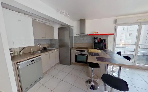 Appartement à louer    4 pièces • 77,08 m2 Lyon 7