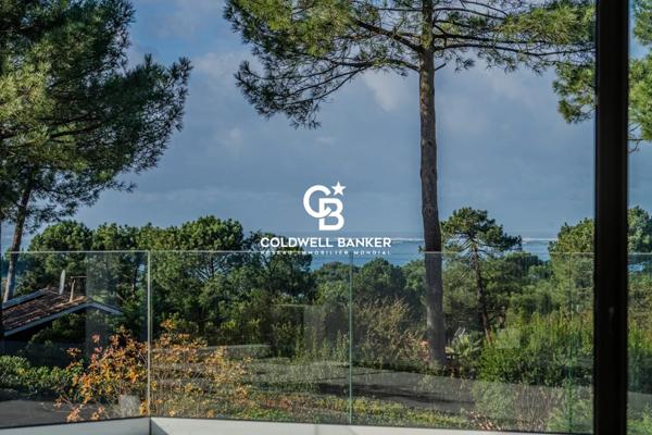 Maison 8 pièces à vendre Pyla sur Mer - 33115 / Réf: SC2-4297