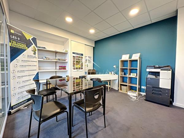 Millau (12100) BUREAUX DE 331 M² AMÉNAGEABLES À SOUHAIT IDÉALEMENT SITUÉ