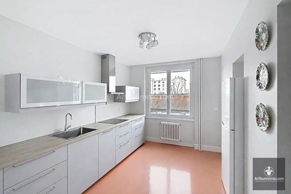 Vente Appartement 5 pièces 153 m2 à Roanne