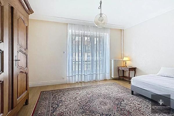 Vente Appartement 5 pièces 153 m2 à Roanne