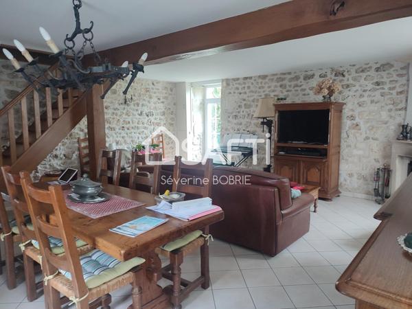 Charme et Authenticité à Saint-Savinien (17350) - Havre de Paix Proche de Tout