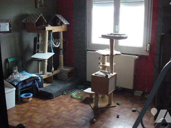 Maison à vendre à Rambervillers (88700) dans les Vosges (88)

Située à Rambervillers, cette m...