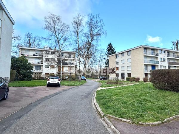 Appartement avec garage à Mennecy 91540