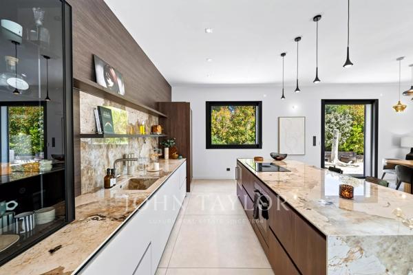 Villa contemporaine d'exception à Ventabren