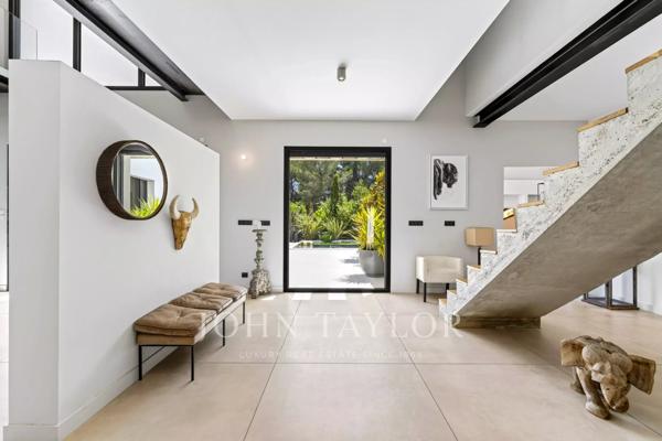 Villa contemporaine d'exception à Ventabren