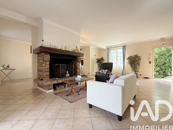 Maison à vendre 9 pièces 226 m² Maisons-Alfort