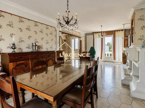 Maison individuelle 4 chambres avec sous-sol complet, terrasse et jardin – Wormhout