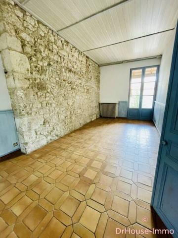 Immeuble à vendre 9 pièces de 380 m²