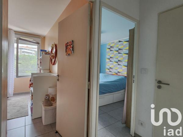 Appartement 3 pièces de 63 m² à Marseille (13012)