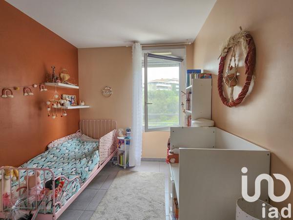 Appartement 3 pièces de 63 m² à Marseille (13012)