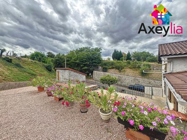 Melay (71340) A VENDRE - MELAY - MAISON FAMILIALE AVEC GITE INDEPENDANT ET 3 GARAGES