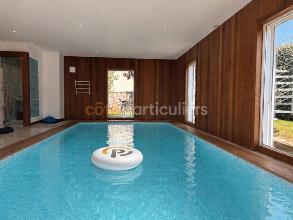 Vente
                Maison265 m² - 9 Pièces -
                    AGNEAUX (50180)