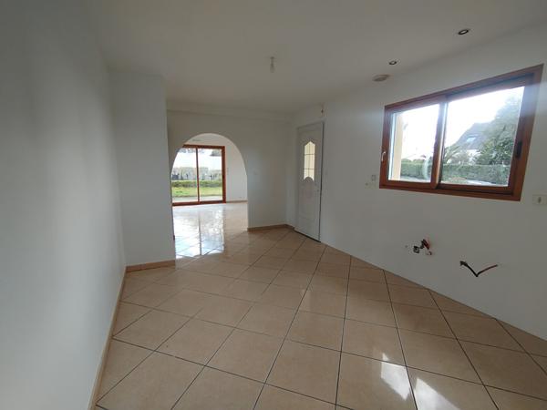 A vendre maison de 102m² 5 pièces à Landivisiau