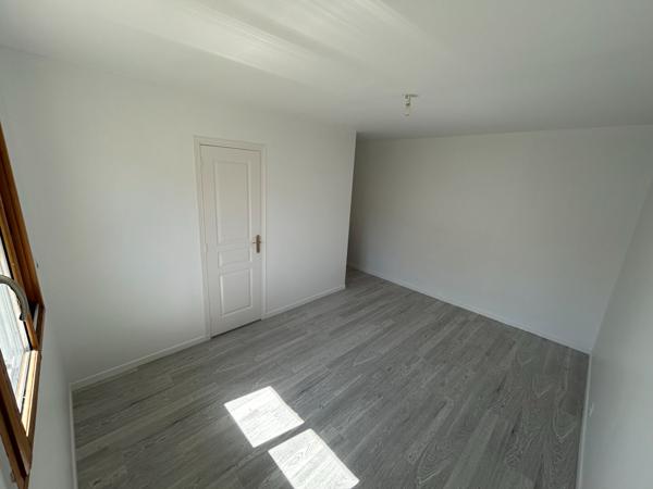 A vendre maison de 102m² 5 pièces à Landivisiau