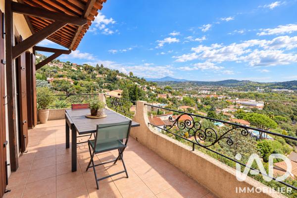 Maison à vendre 5 pièces 176 m² Mandelieu-la-Napoule