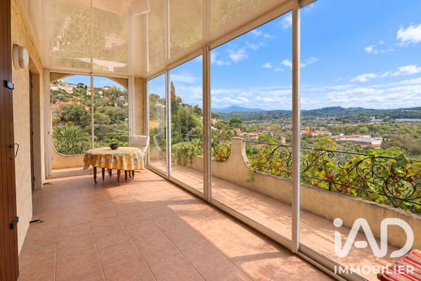 Maison à vendre 5 pièces 176 m² Mandelieu-la-Napoule