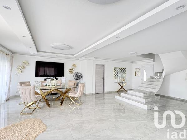 Maison à vendre 4 pièces 150 m² Sainte-Eulalie