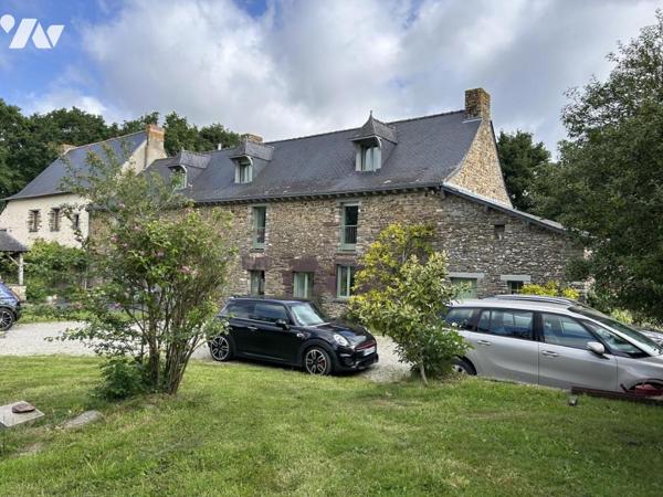 JANZÉ – LONGÈRE DE CARACTÈRE RÉNOVÉE – 305 M² – 7 CHAMBRES – TERRAIN 4 060 M²