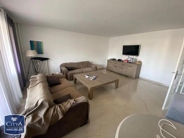 Appartement à louer 4 pièces 131.8m² Toulon (83000)