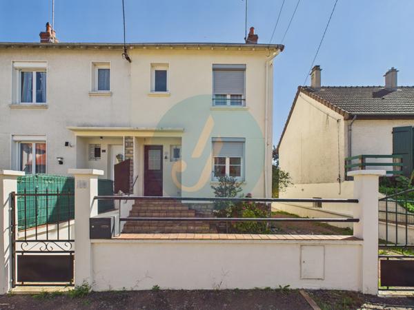 Nevers (58000) Charmante maison, 2 chambres, jardin clos à NEVERS