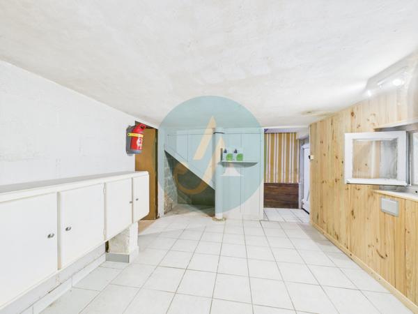 Nevers (58000) Charmante maison, 2 chambres, jardin clos à NEVERS