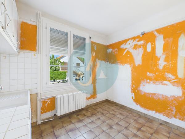 Nevers (58000) Charmante maison, 2 chambres, jardin clos à NEVERS