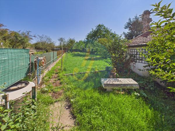 Nevers (58000) Charmante maison, 2 chambres, jardin clos à NEVERS