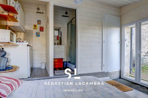 Dénat (81120) Maison en pierre rénovée – Dépendances et studio indépendant – Terrain arboré 1 626 m²