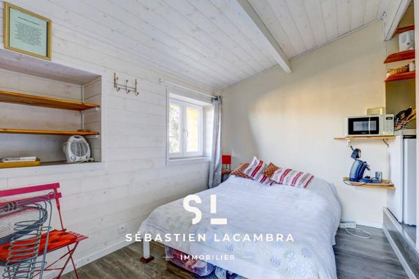 Dénat (81120) Maison en pierre rénovée – Dépendances et studio indépendant – Terrain arboré 1 626 m²