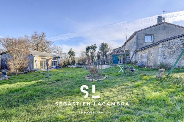 Dénat (81120) Maison en pierre rénovée – Dépendances et studio indépendant – Terrain arboré 1 626 m²