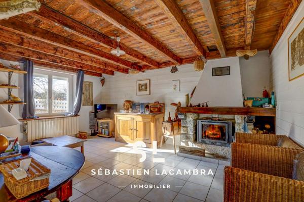 Dénat (81120) Maison en pierre rénovée – Dépendances et studio indépendant – Terrain arboré 1 626 m²