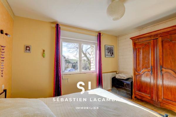 Dénat (81120) Maison en pierre rénovée – Dépendances et studio indépendant – Terrain arboré 1 626 m²