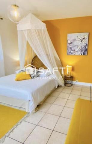 MAISON D' HABITATION  T6 ET 5 GITES