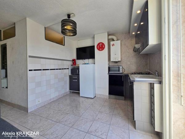 A VENDRE, studio cabine de 25m² - si souhaité vendu meublé - place de parking privée - résidence sécurisée - Le CAP D'AGDE (34)