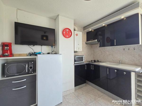 A VENDRE, studio cabine de 25m² - si souhaité vendu meublé - place de parking privée - résidence sécurisée - Le CAP D'AGDE (34)