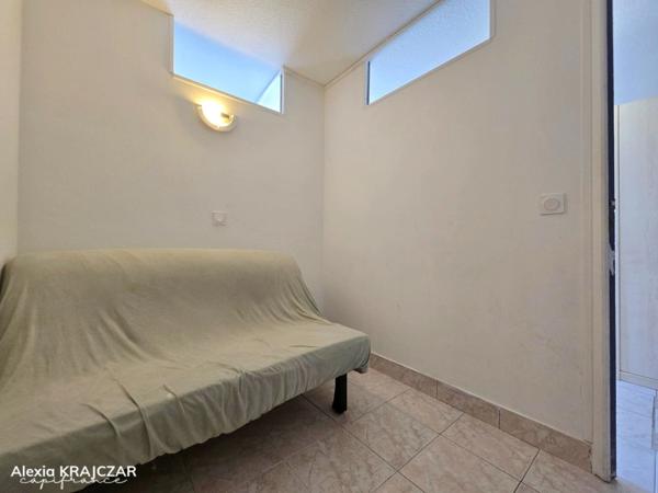 A VENDRE, studio cabine de 25m² - si souhaité vendu meublé - place de parking privée - résidence sécurisée - Le CAP D'AGDE (34)