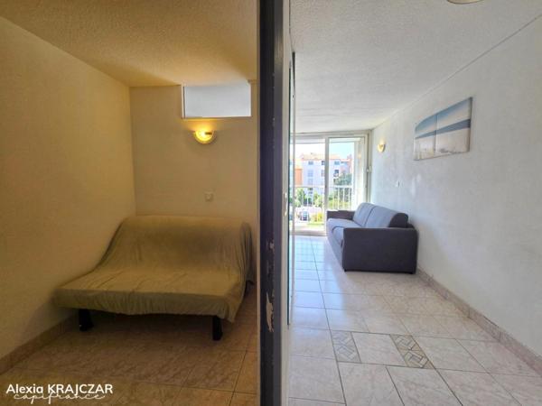 A VENDRE, studio cabine de 25m² - si souhaité vendu meublé - place de parking privée - résidence sécurisée - Le CAP D'AGDE (34)