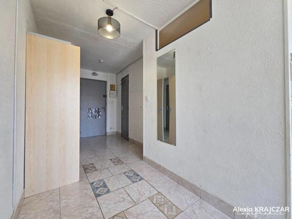 A VENDRE, studio cabine de 25m² - si souhaité vendu meublé - place de parking privée - résidence sécurisée - Le CAP D'AGDE (34)